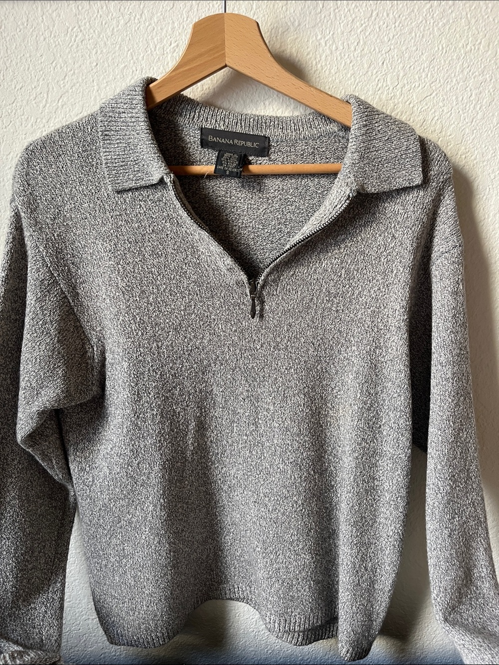Banana Republic Gray Zip-Neck Knit Sweater